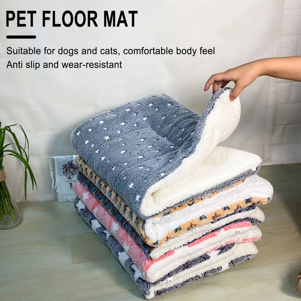 New Pet Essentials Ultra Soft Warm Dog Bed Mat Indoor Dog Pads, Machine Washable Dog Crate Mat, Kennel Pad for Dog Sleeping Mattress for Small Dogs,24X20Inch