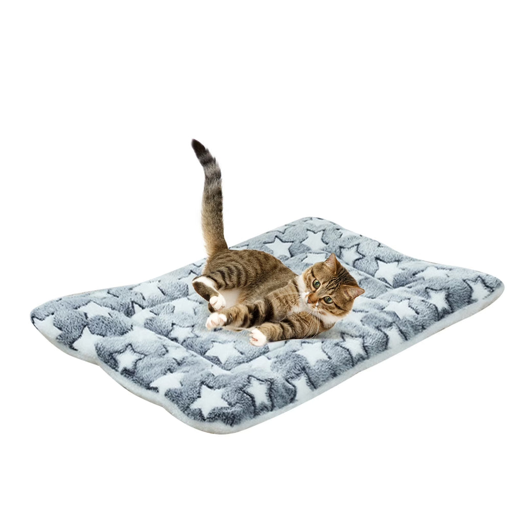 1 Pc Thickened Non Slip Dog Crate Mat, Kennel Pad Replaceable Pet Bed Pad, Warm Pet Pad, Sleeping Mat for Small, Medium, Large Dog, Machine Washable (White)